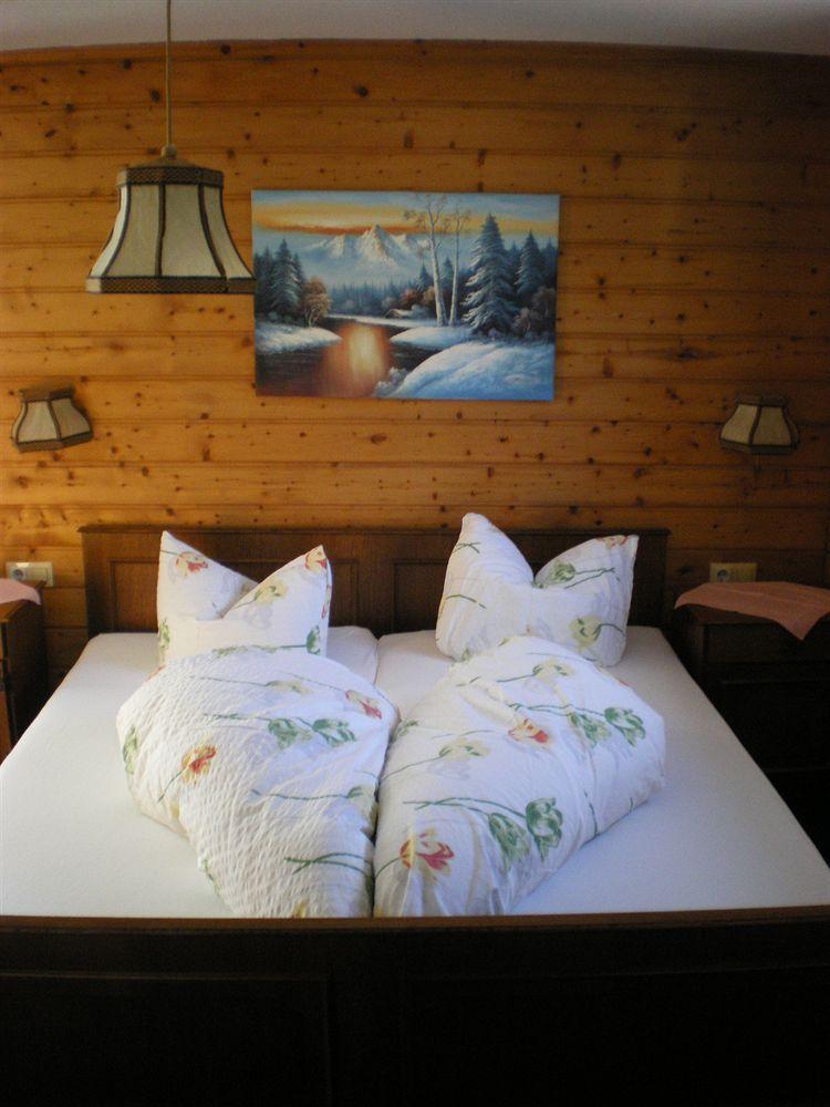 Gaestehaus Zugspitzblick แบร์วัง ภายนอก รูปภาพ