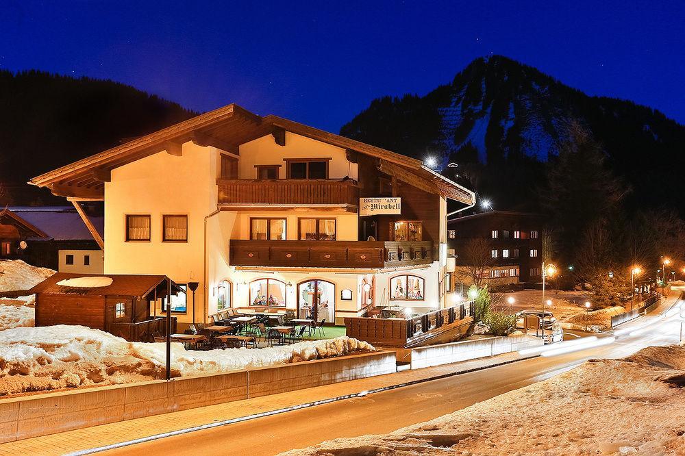 Gaestehaus Zugspitzblick แบร์วัง ภายนอก รูปภาพ